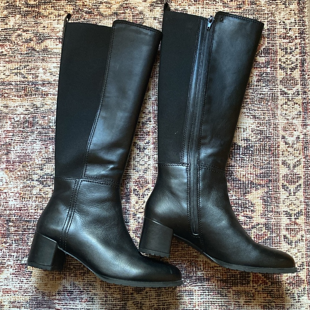 Naturalizer Knee High Waterproof Boot Sz 8